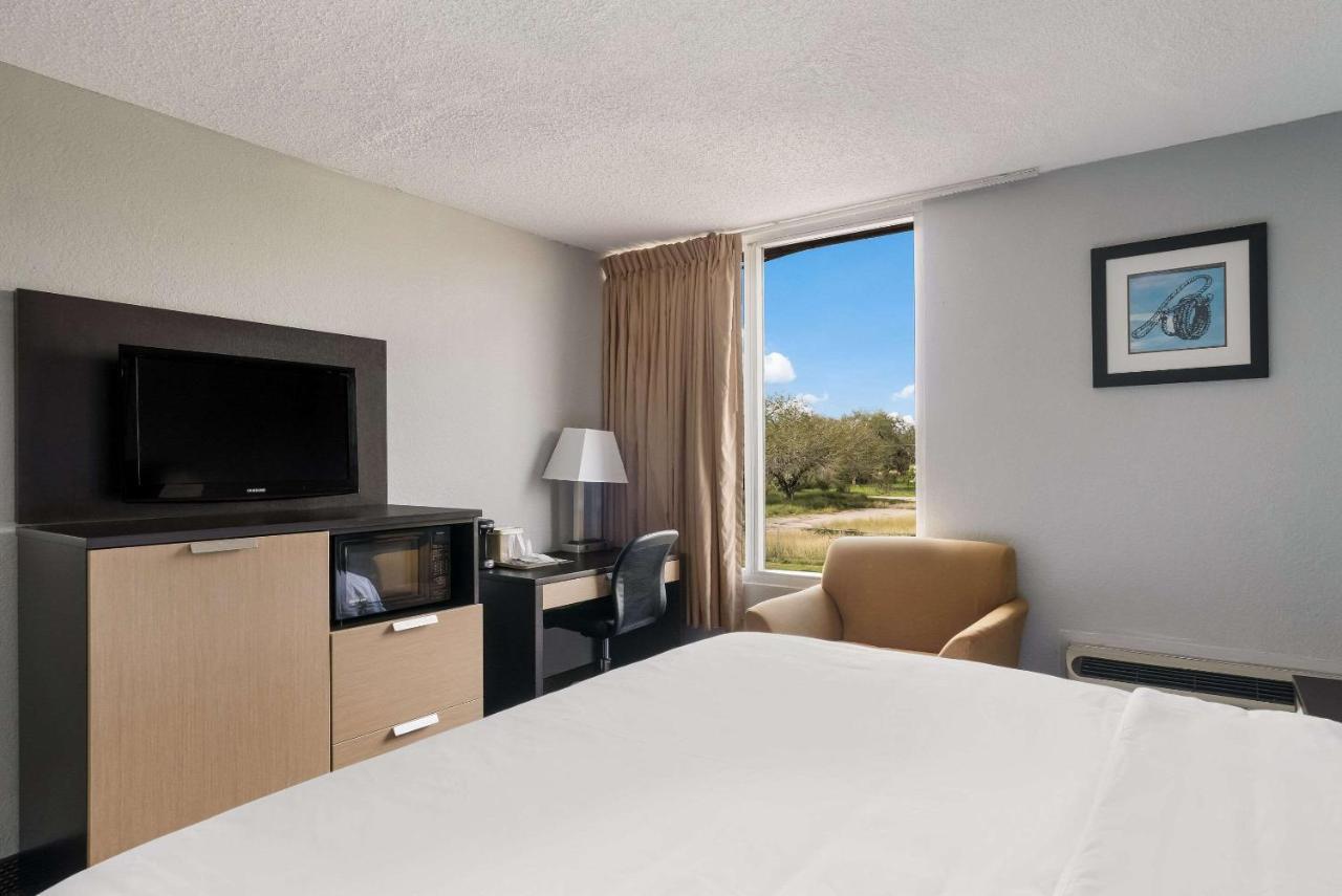 Quality Inn Alice ภายนอก รูปภาพ