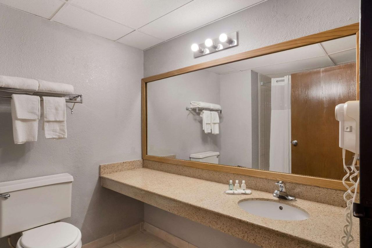Quality Inn Alice ภายนอก รูปภาพ
